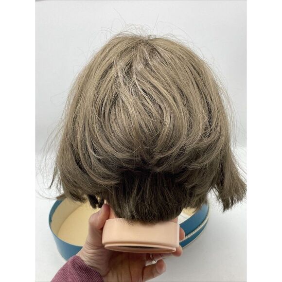 Vintage Dutch Boy Wig in Original Box Hong Kong Dynel 50D Photo Prop Advertising - Picture 9 of 12